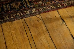 Squeaky floor